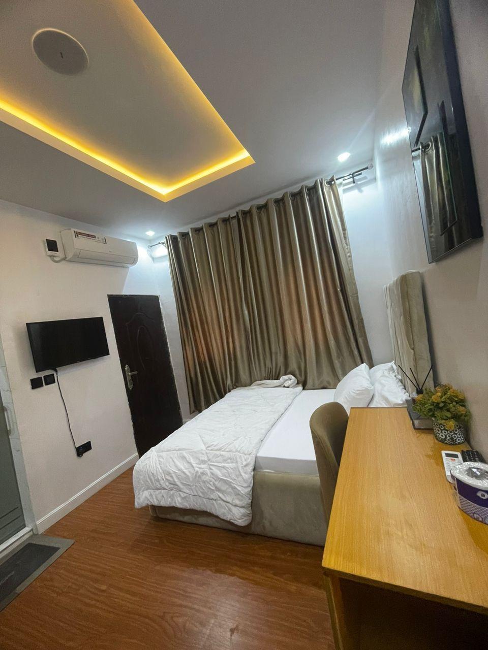 https://image.cityspacesandbookings.com/1777042395-7c022bff.jpg
