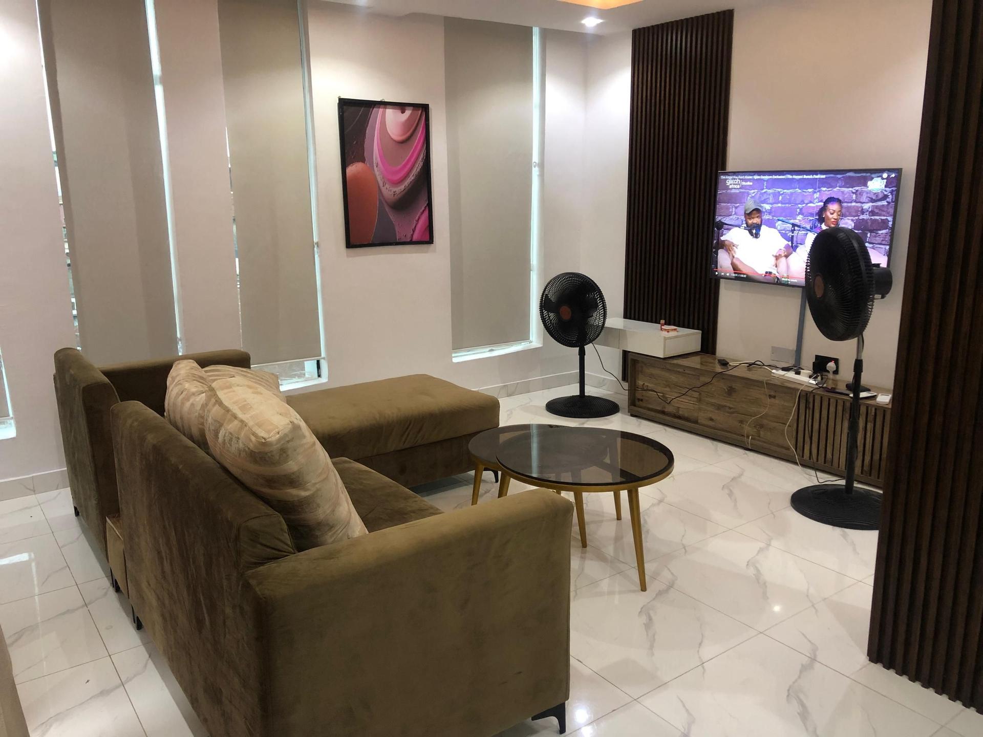 https://image.cityspacesandbookings.com/1778635314-77684f48.jpg