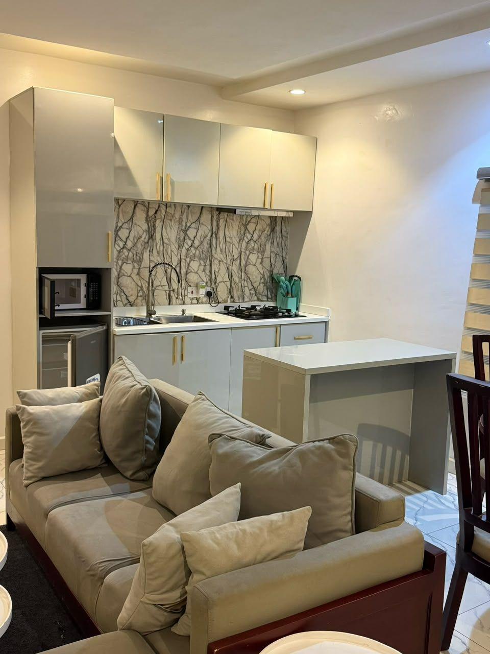 https://image.cityspacesandbookings.com/1790947385-b9db101c.jpg