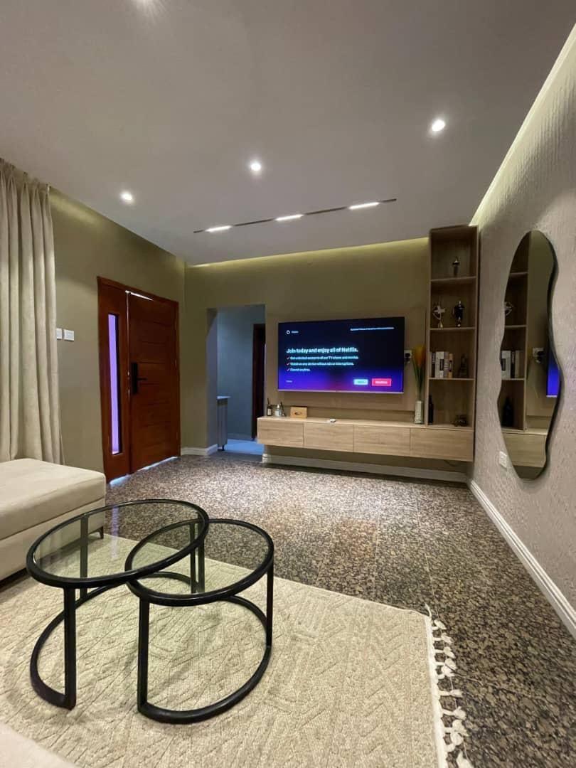 https://image.cityspacesandbookings.com/apartments/6830730254d71424f2ec1728/other/fceb7dad-61e2-4dd9-ba59-6c956c8a9511.jpeg