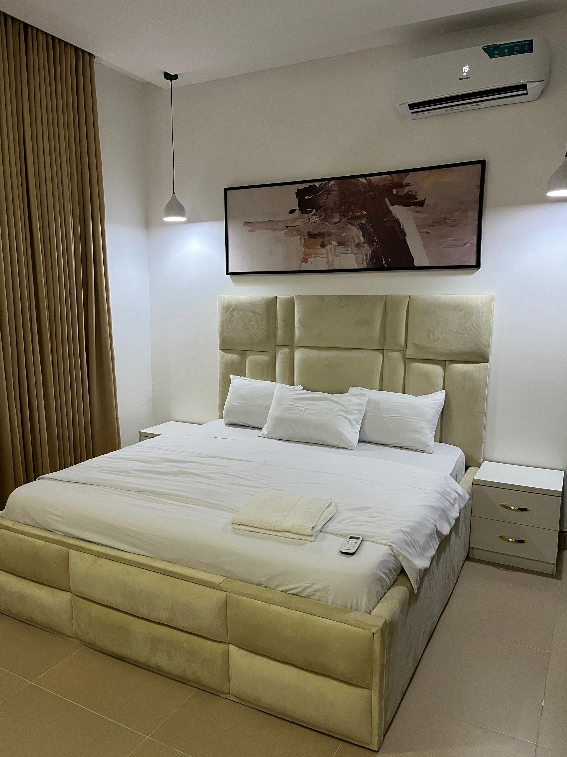 https://image.cityspacesandbookings.com/apartments/6834294854d71424f2ec172e/other/cdedc3c2-d132-4d4d-b6f5-8f05601cbe12.jpeg