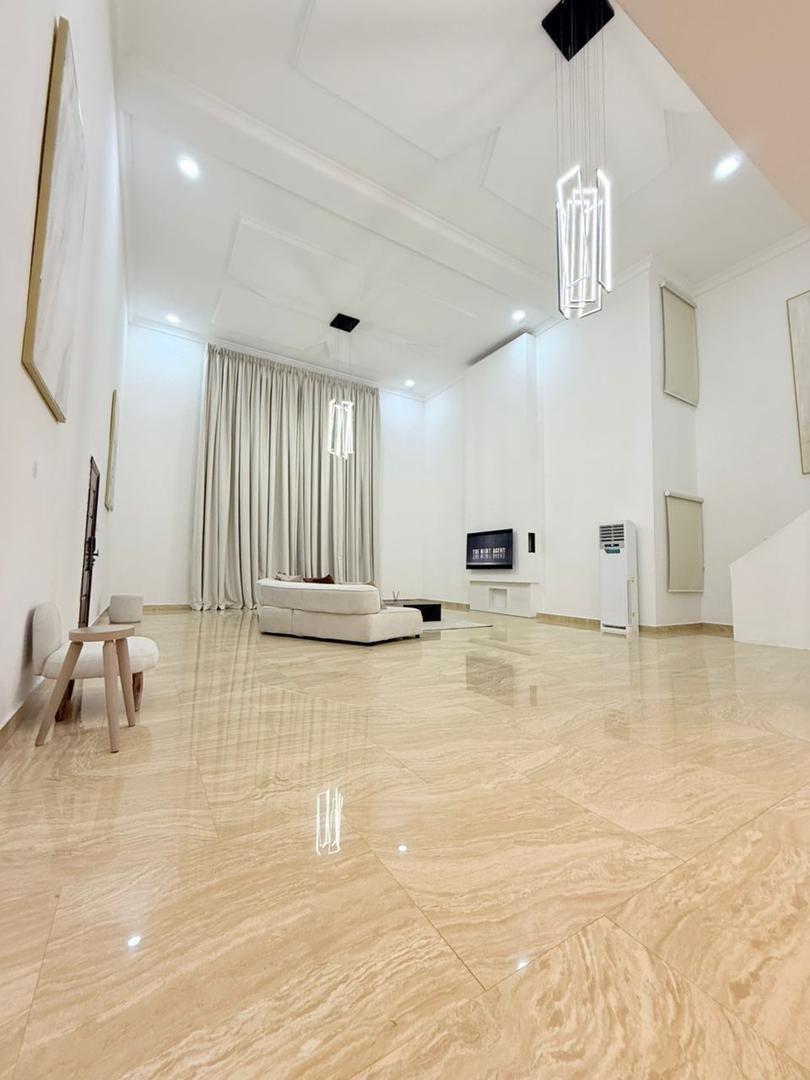 https://image.cityspacesandbookings.com/apartments/683e3c9654d71424f2ec1734/other/IMG_6287.jpeg