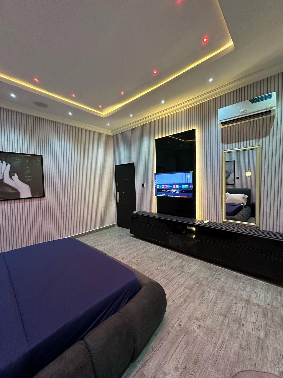 https://image.cityspacesandbookings.com/apartments/685d213f3dcc2ad62d717196/other/f8074c8f-7b46-48d5-8305-a6cdf18e731e.jpeg