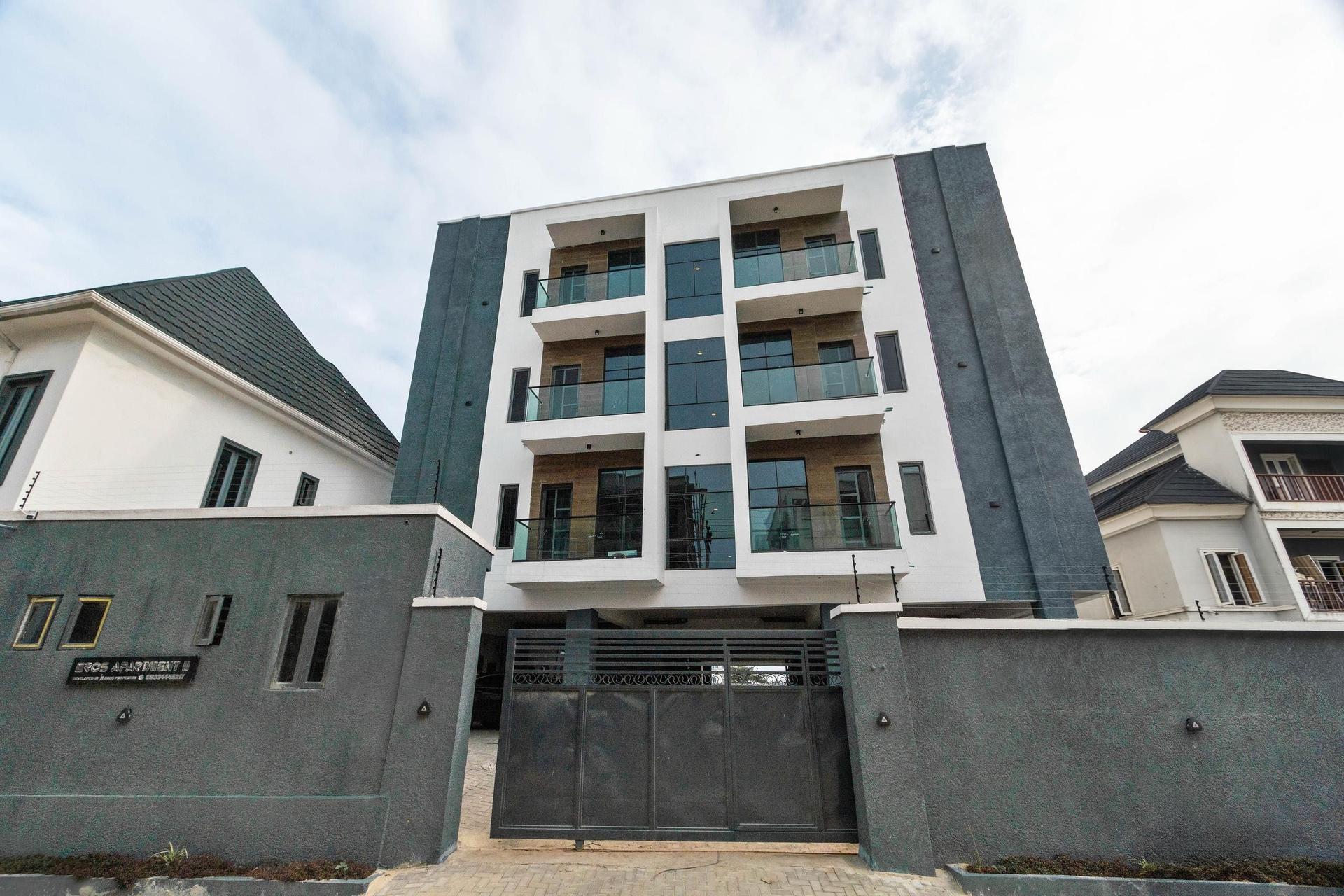 https://image.cityspacesandbookings.com/apartments/688d2749125fc6d0b47b898f/bedroom/7070269a-66ac-4feb-8bc2-17e5e7dadf65.jpeg