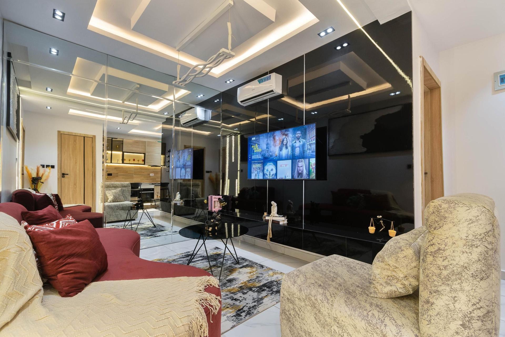 https://image.cityspacesandbookings.com/apartments/688d2749125fc6d0b47b898f/bedroom/bc4c096c-10f2-4530-a48a-6ca85c7e9c59.jpeg