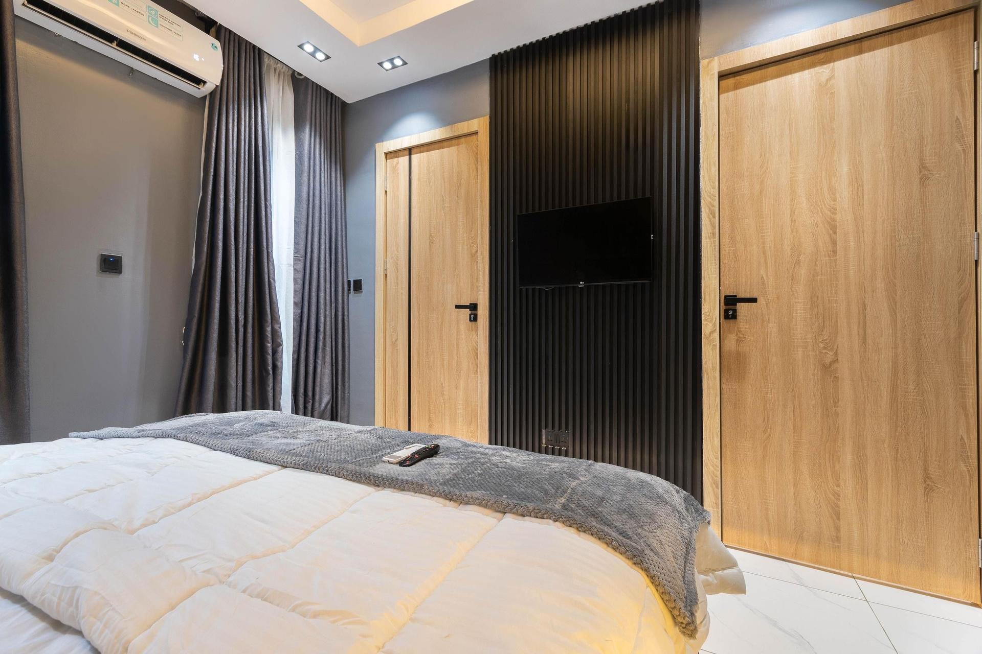 https://image.cityspacesandbookings.com/apartments/68ce88ff52f203ae84915ad5/others/f1972e27-a31e-4c72-b0cd-7d48a24f4c62.jpeg