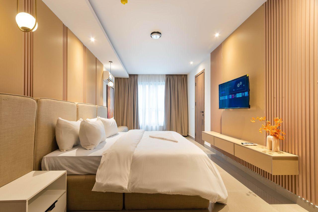 https://image.cityspacesandbookings.com/apartments/68d28857bfd8165aef4ef7c8/bedroom/1761302231-81647732.jpg
