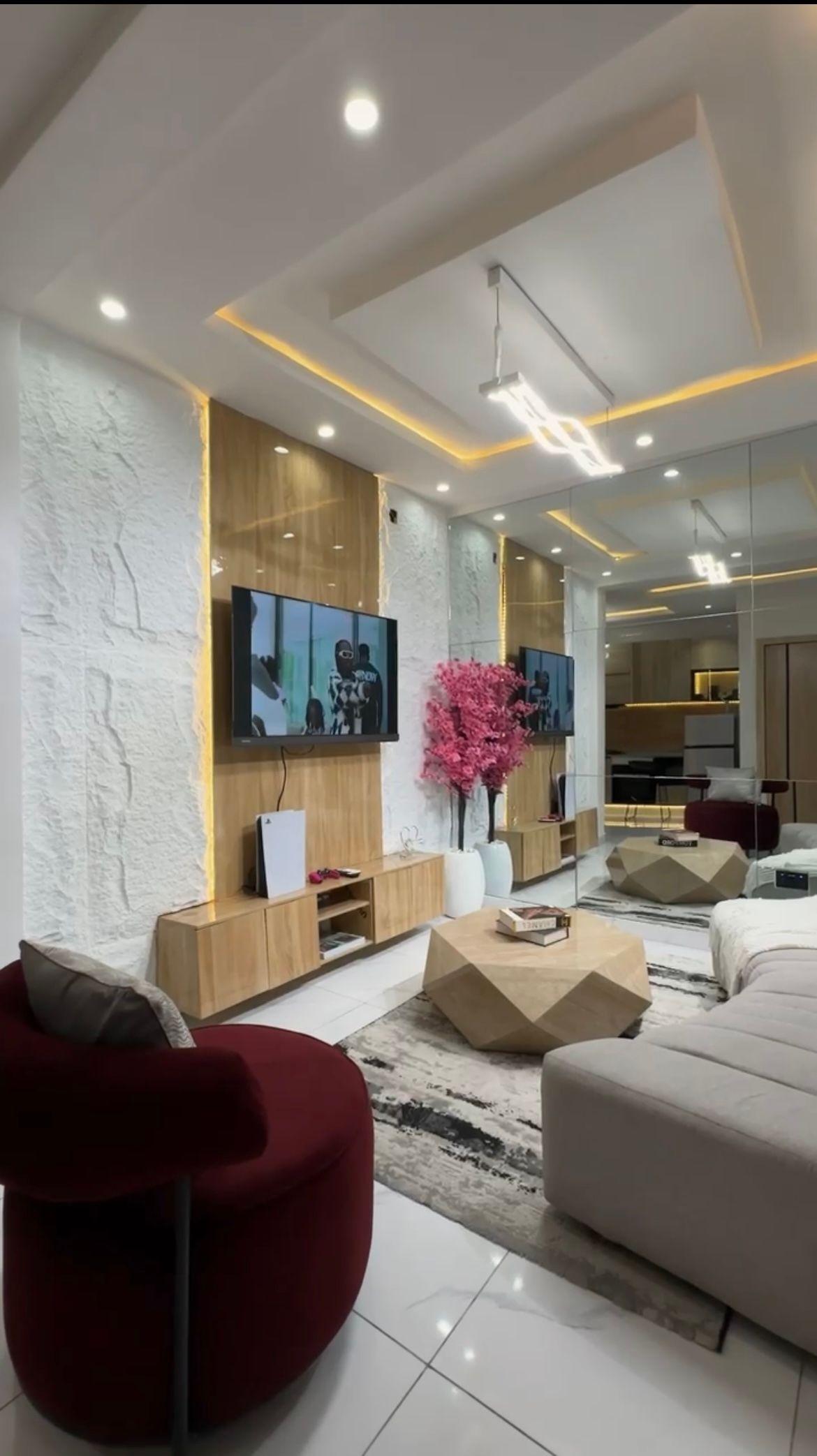 https://image.cityspacesandbookings.com/apartments/68d58a24601c6c92faae10cc/bedroom/IMG_4927_2025-09-25T18:31:08Z.jpeg