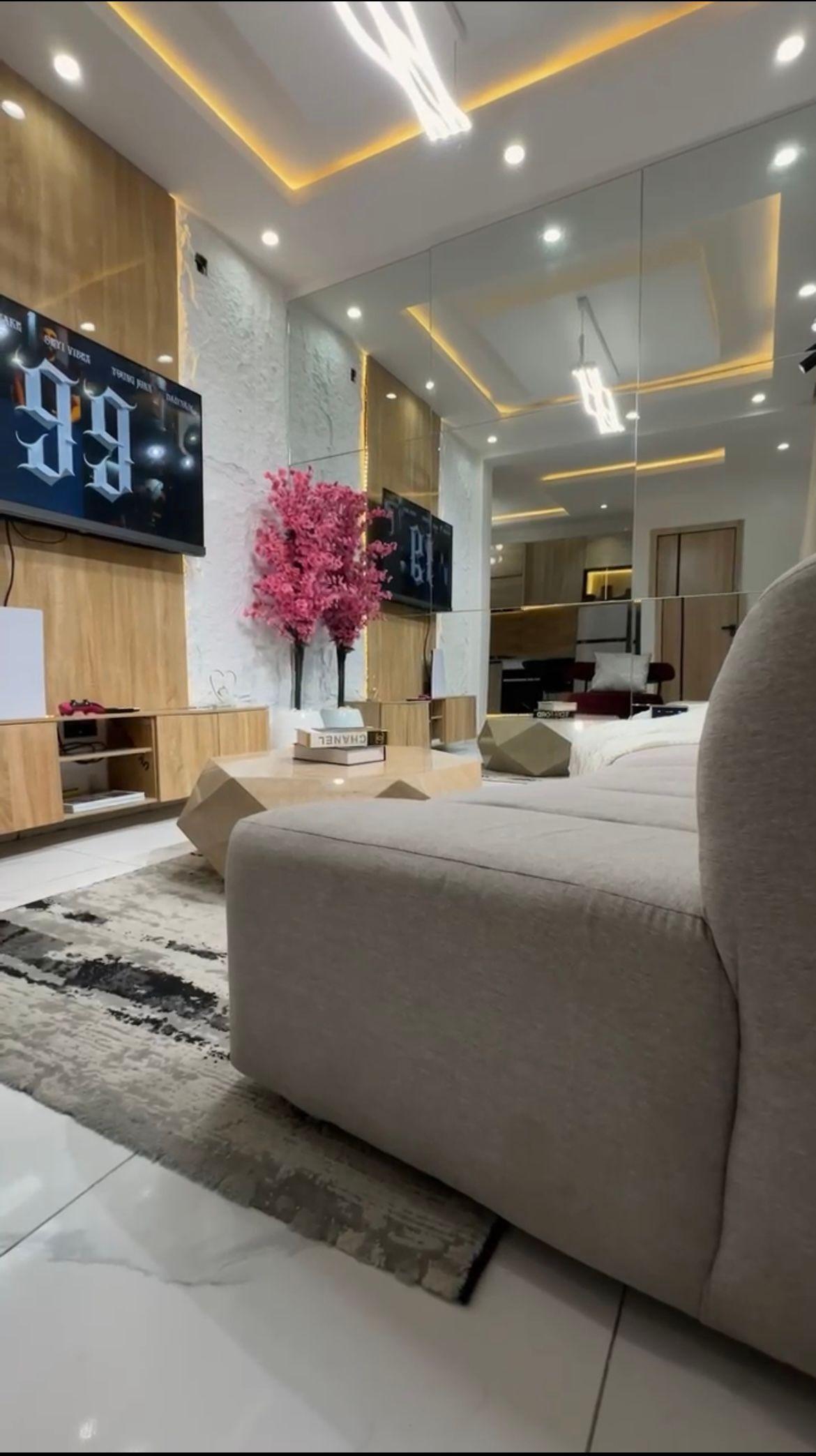 https://image.cityspacesandbookings.com/apartments/68d58a24601c6c92faae10cc/bedroom/IMG_4930_2025-09-25T18:31:07Z.jpeg
