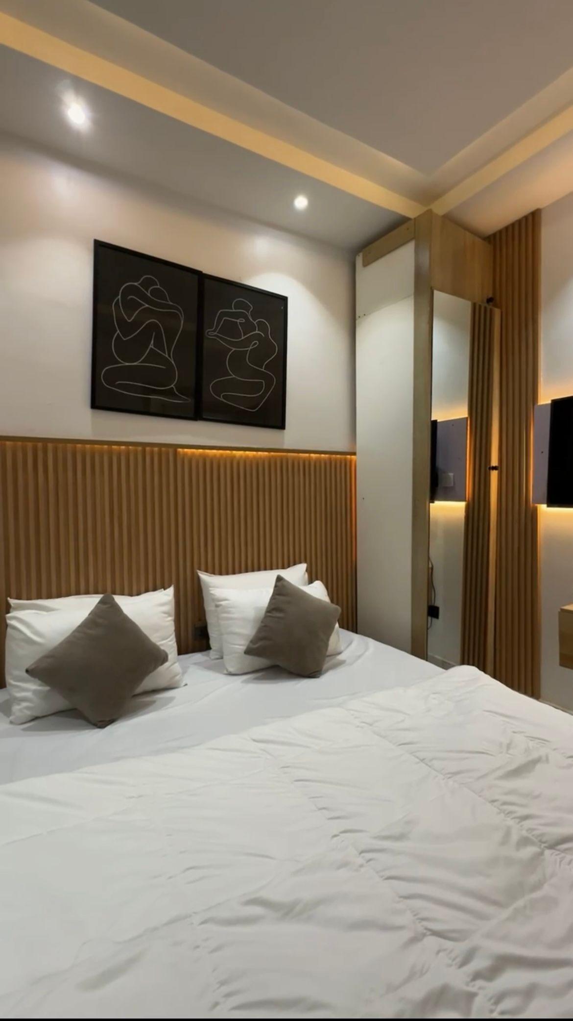 https://image.cityspacesandbookings.com/apartments/68d58a24601c6c92faae10cc/bedroom/IMG_4954_2025-09-25T18:31:08Z.jpeg