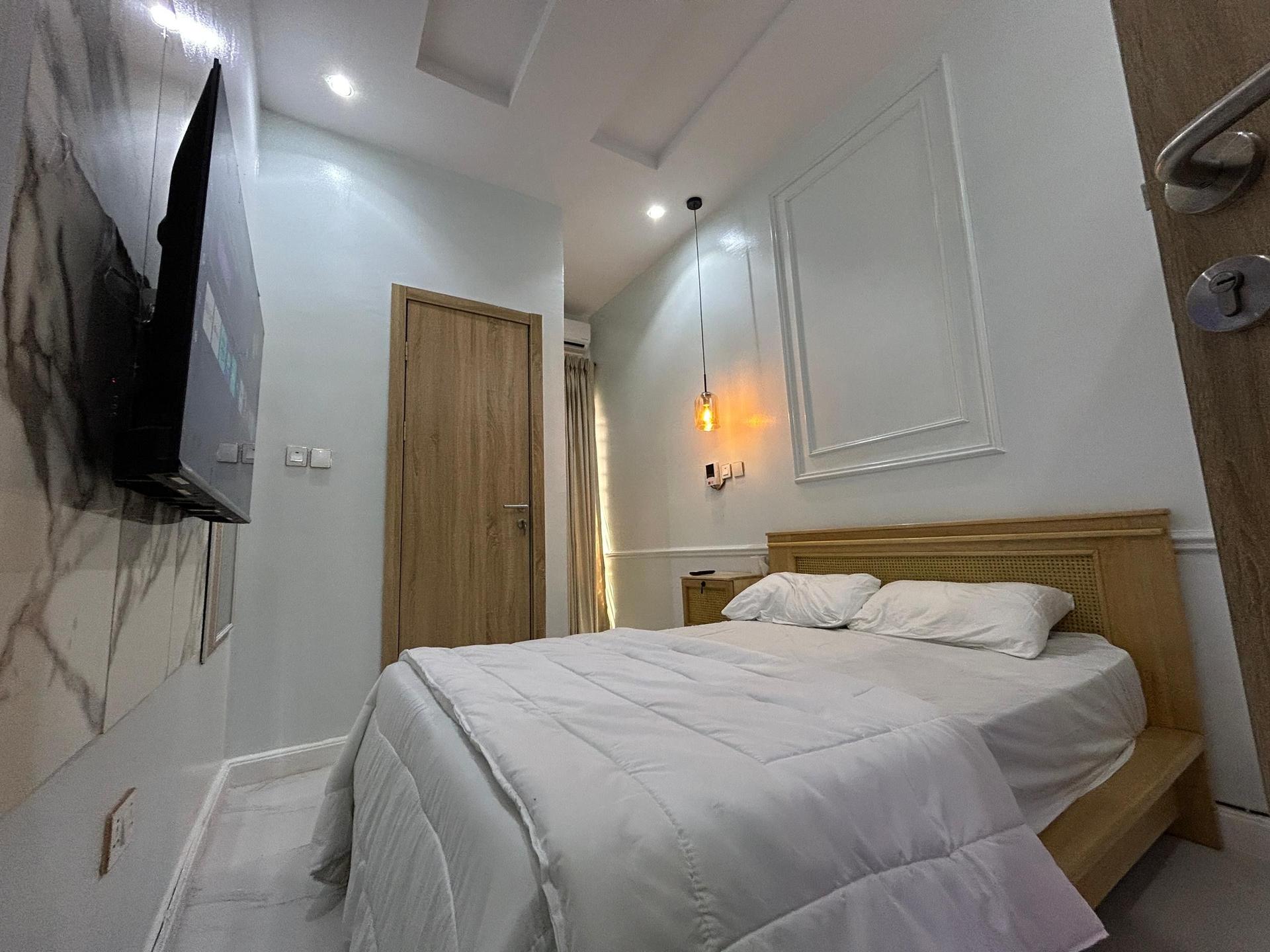 https://image.cityspacesandbookings.com/apartments/6908a729ec277560a9e6668b/bedroom/1762177343-888ecd30.jpeg