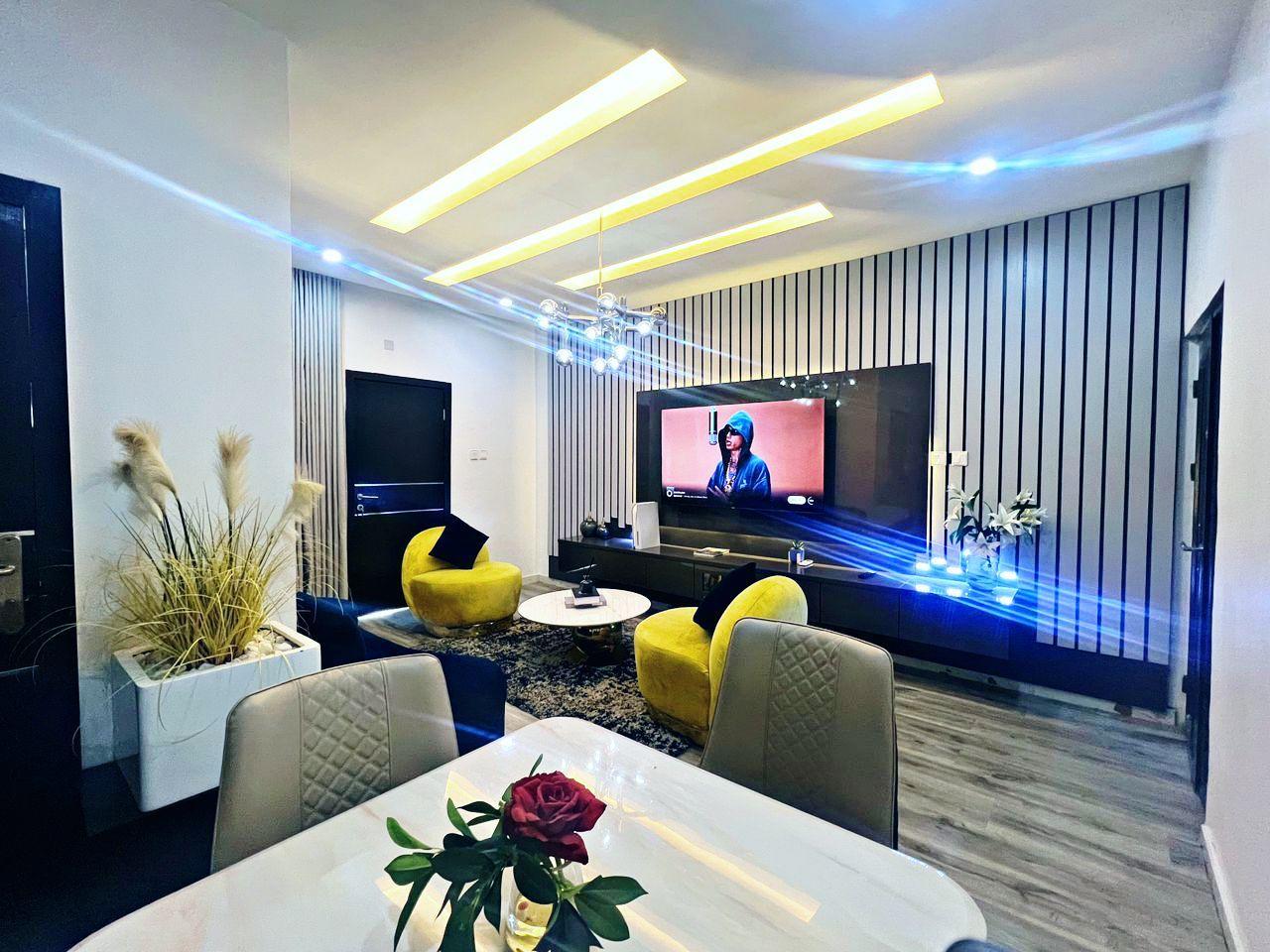 https://image.cityspacesandbookings.com/apartments/6964b561f29fa72a1ecbada7/bedroom/1768207831-f8baa925.jpeg