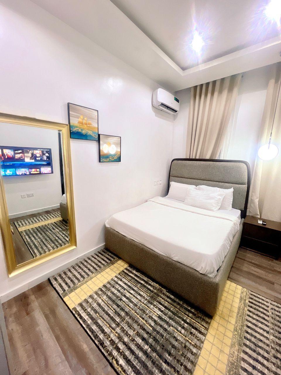 https://image.cityspacesandbookings.com/apartments/6964b8439449b87de63e046e/bedroom/1768208502-071aed1e.jpeg