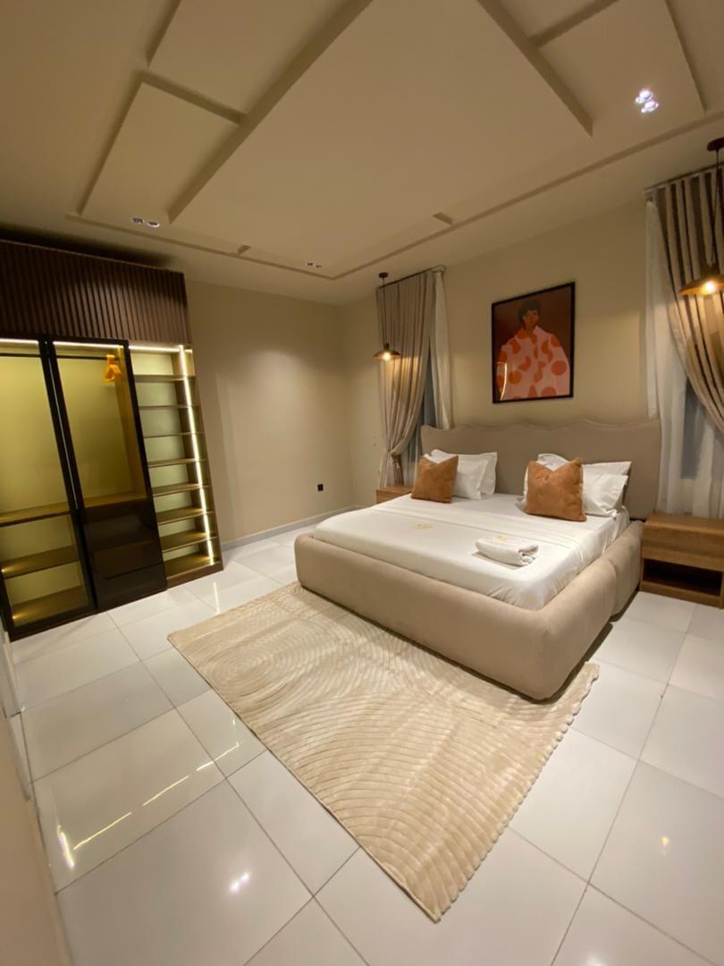 https://image.cityspacesandbookings.com/apartments/6964b98c9449b87de63e0470/bedroom/1768208832-b60cf605.jpeg
