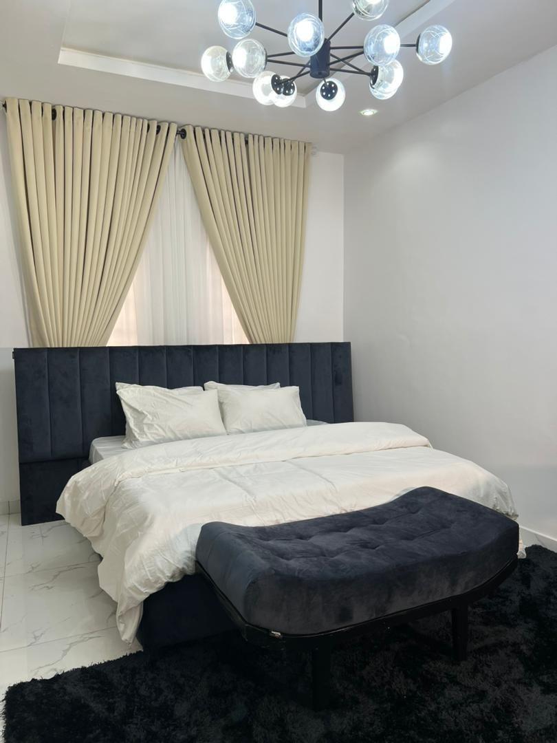 https://image.cityspacesandbookings.com/apartments/69ac311e1879ed87243ac234/bedroom/1772898588-3fb5882b.jpeg