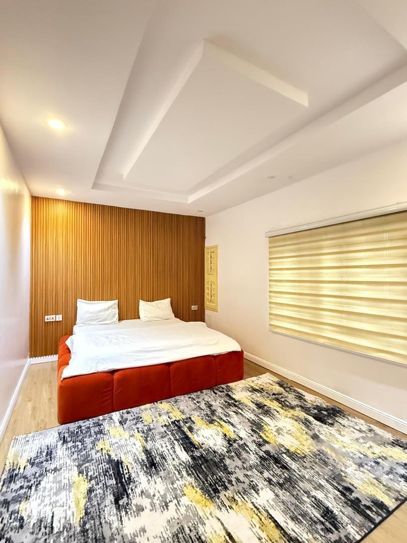 https://image.cityspacesandbookings.com/apartments/69ce61c960aa23f1a625b474/bedroom/1775133268-fea2c8c6.jpeg