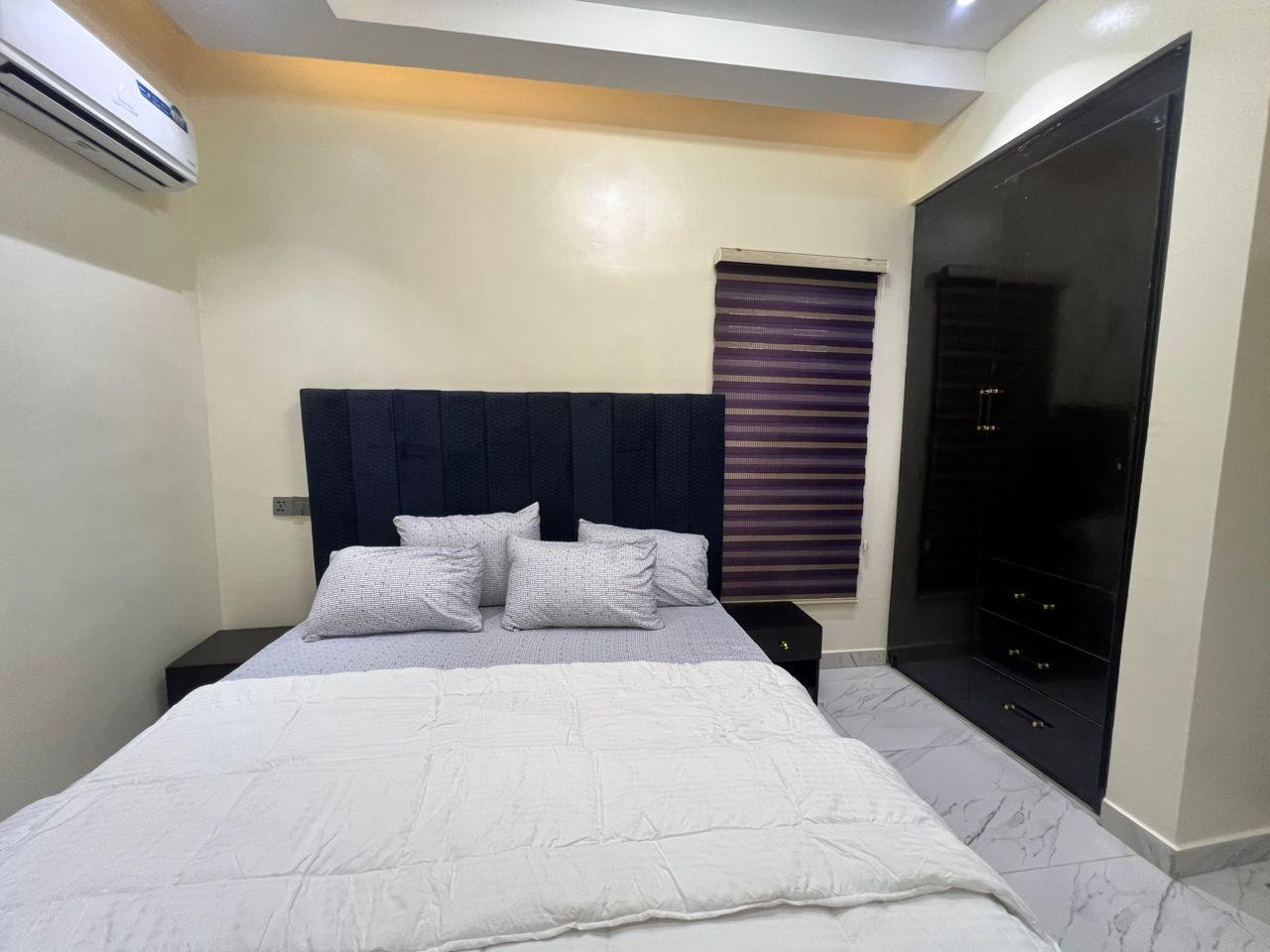 https://image.cityspacesandbookings.com/apartments/69ce658760aa23f1a625b476/bedroom/1775134229-4de8f3dd.jpeg