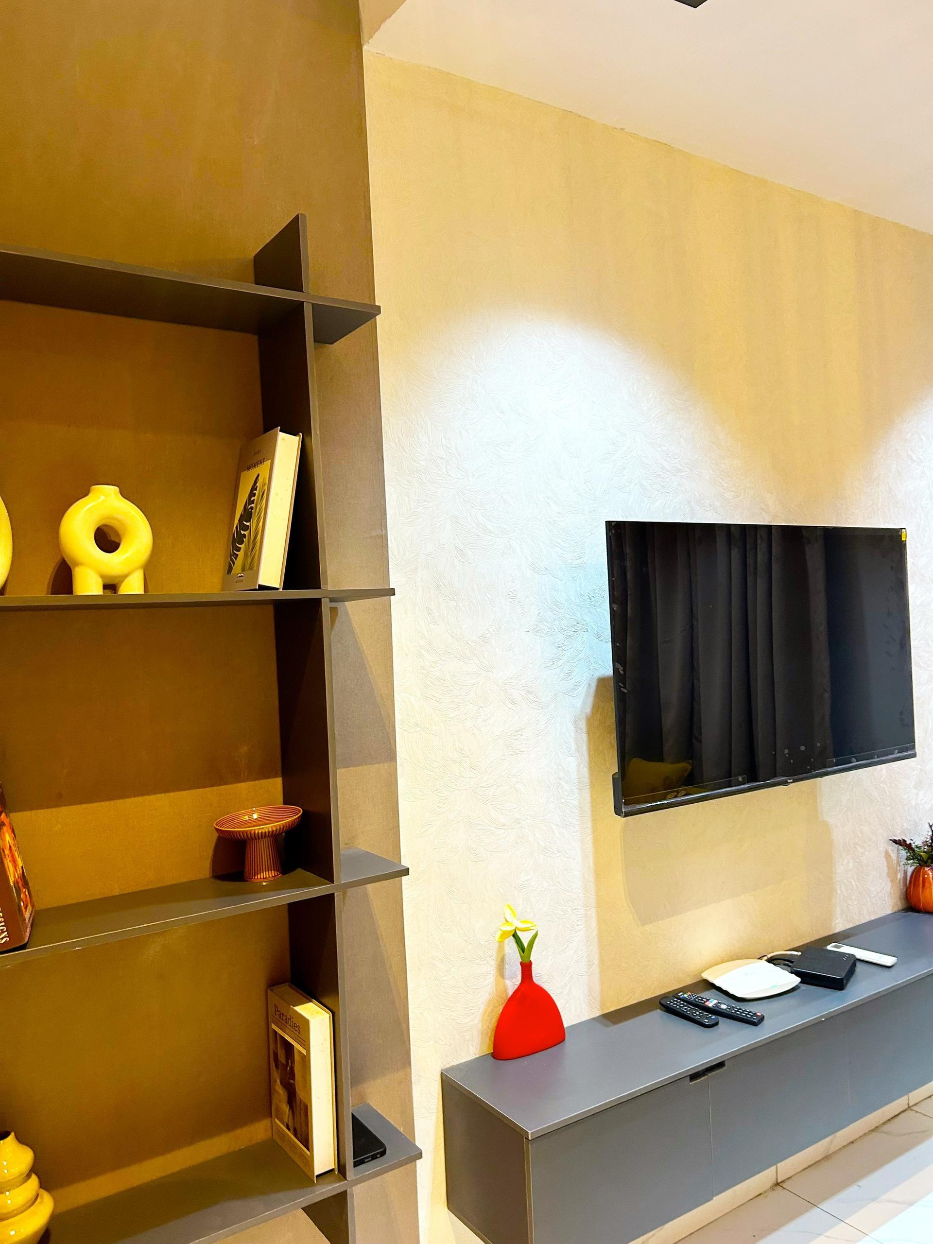 https://image.cityspacesandbookings.com/apartments/6a03c8009cbec3af5593dab2/bedroom/1778632959-aeae3709.jpg