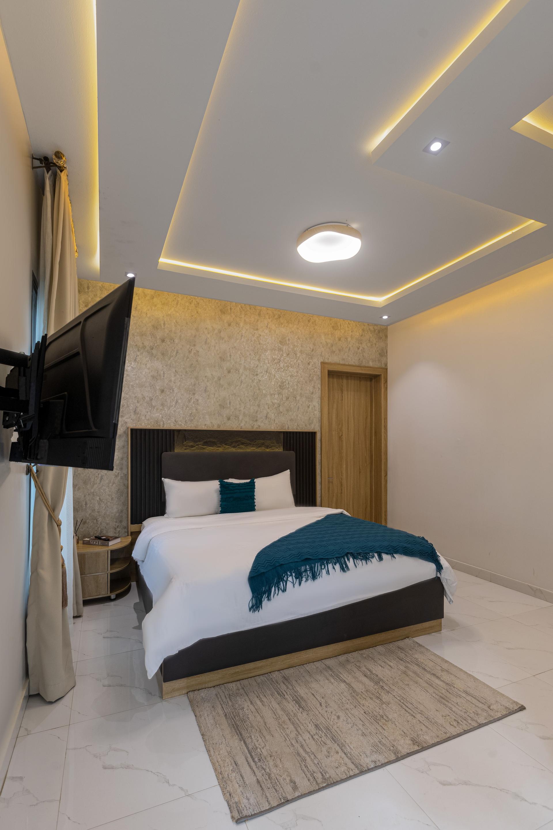 https://image.cityspacesandbookings.com/apartments/6a0978599cbec3af5593daba/bedroom/1779006452-721e0d3f.jpeg