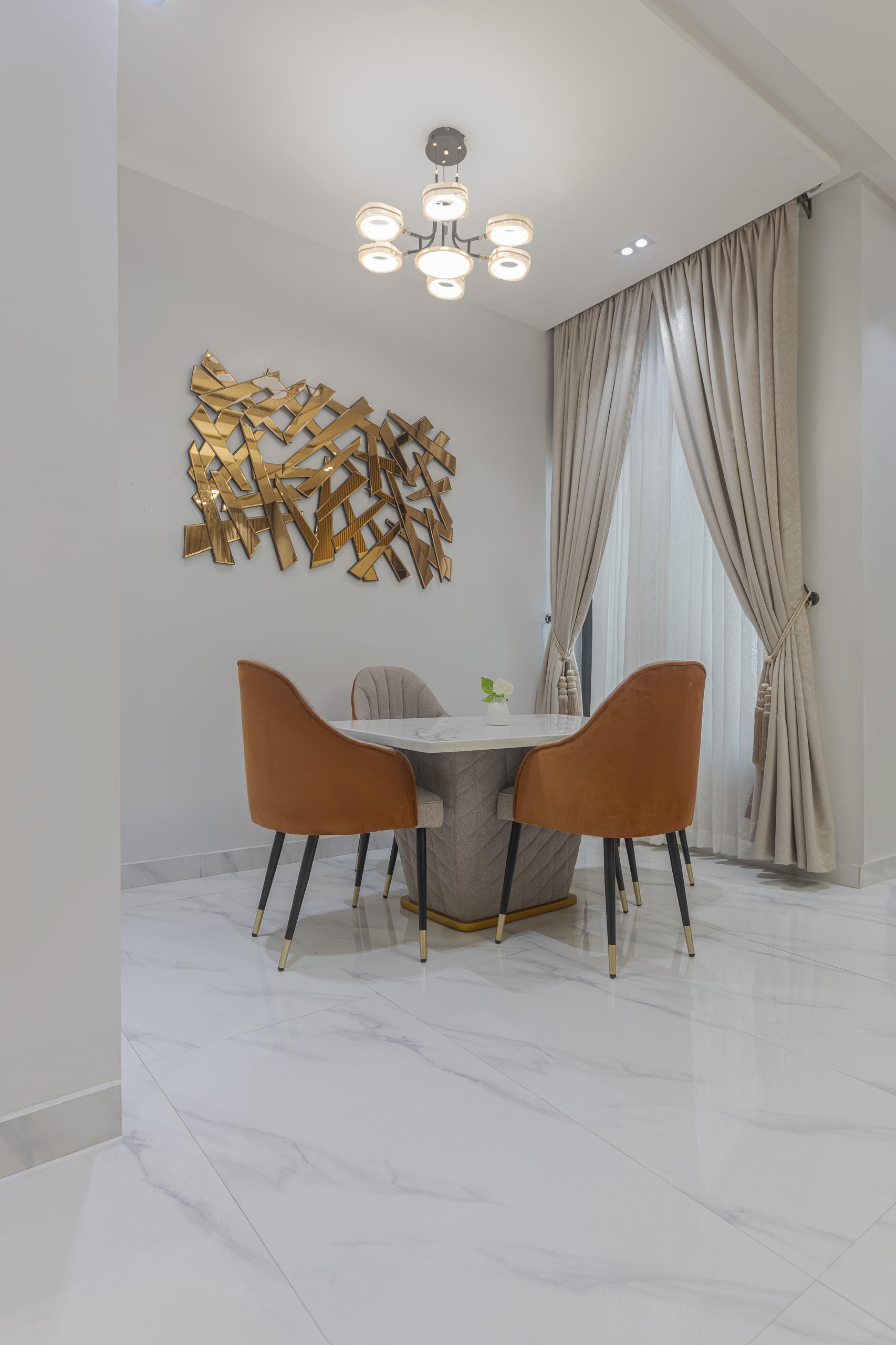 https://image.cityspacesandbookings.com/apartments/6a0978599cbec3af5593daba/diningroom/1779007155-d9fb8724.jpeg
