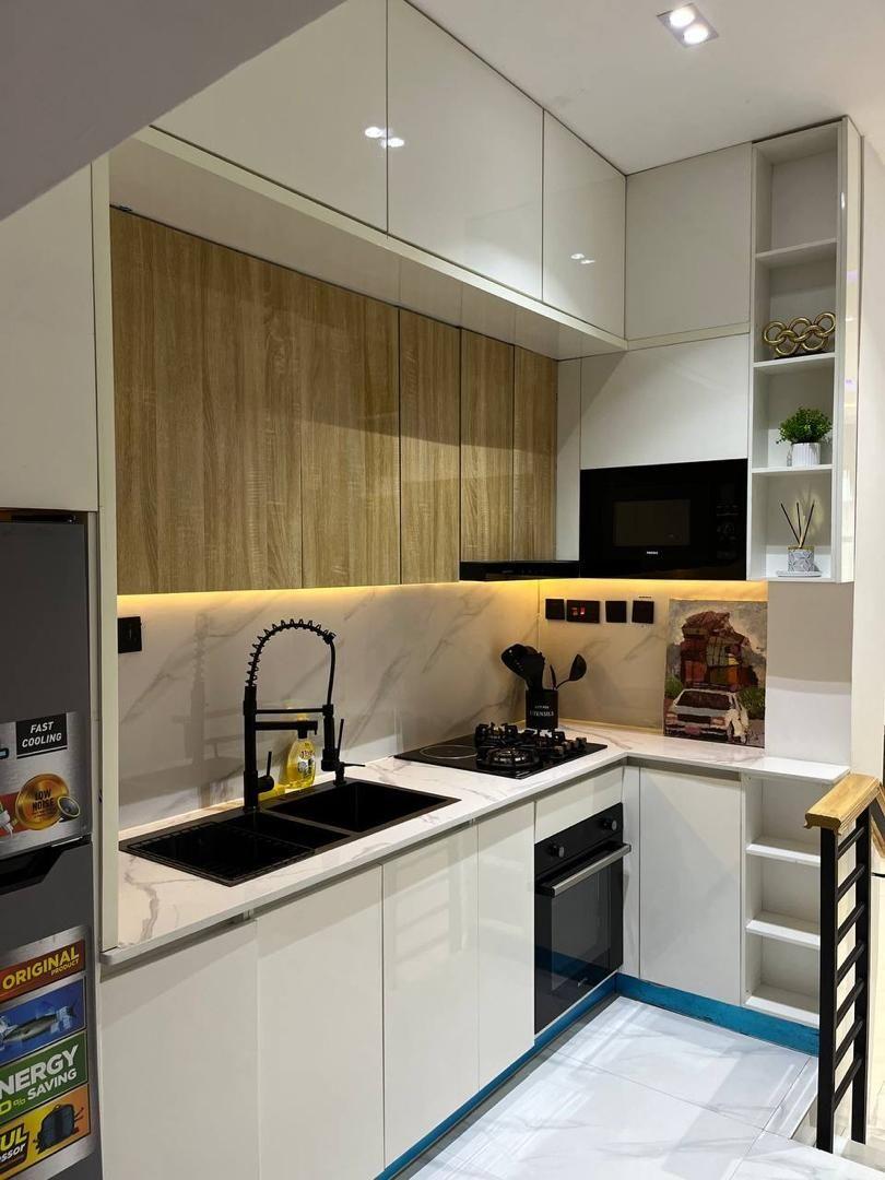 https://image.cityspacesandbookings.com/apartments/6a0978599cbec3af5593daba/kitchen/1779006678-bf32e23a.jpeg