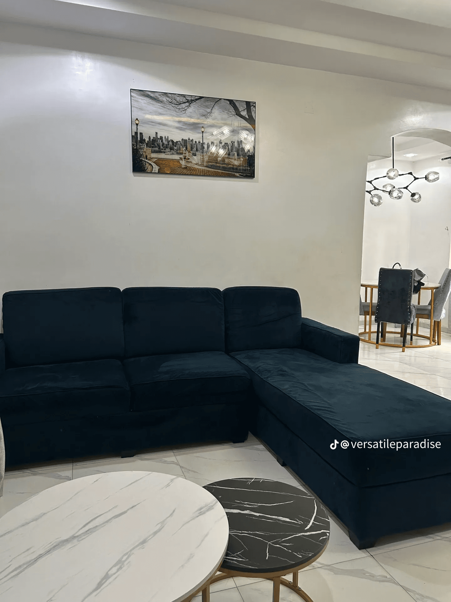 https://image.cityspacesandbookings.com/apartments/6a144175150c4118089023f5/bedroom/1779712847-a9d0276a.png