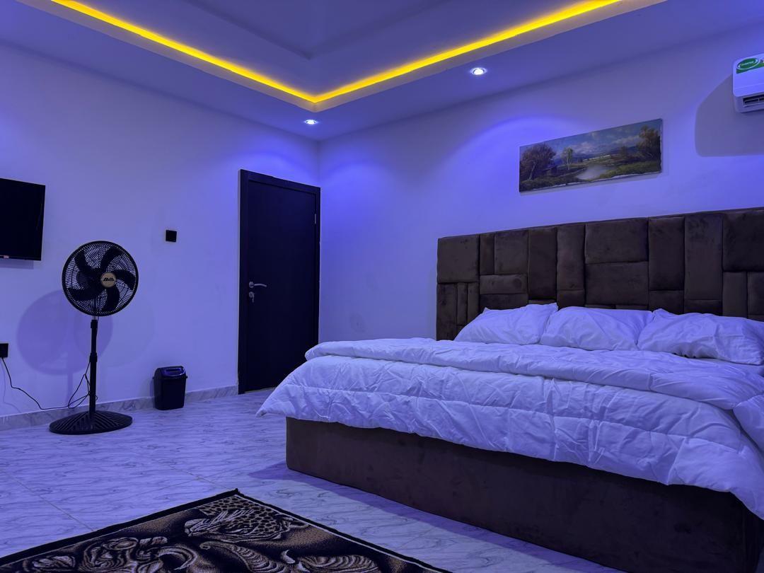 https://image.cityspacesandbookings.com/apartments/6a301251e6077998bb7cda24/bedroom/1781536282-78d8fce5.jpeg