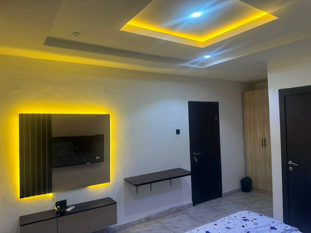 https://image.cityspacesandbookings.com/apartments/6a301251e6077998bb7cda24/bedroom/1781536290-e0d653ec.jpeg