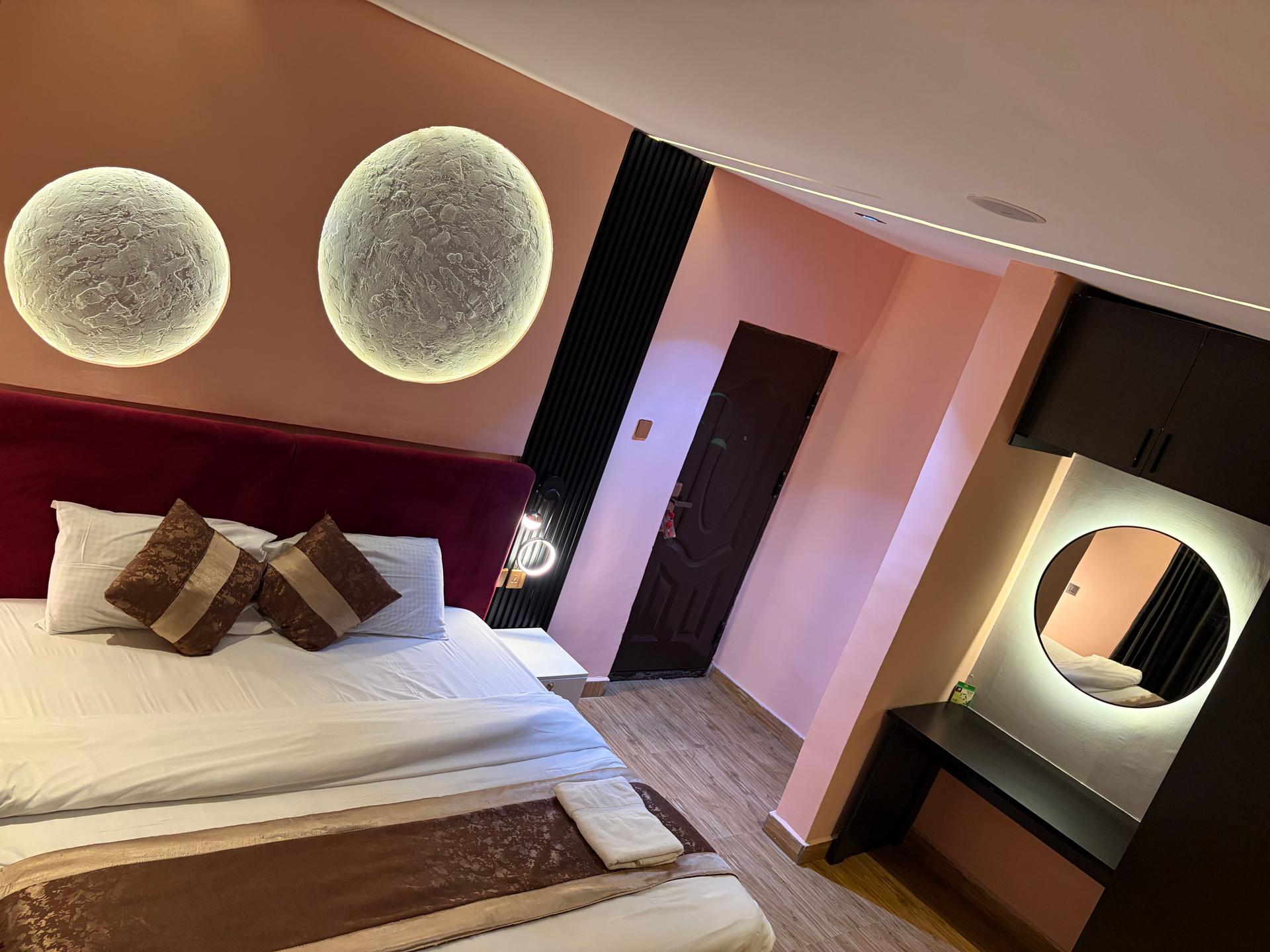 https://image.cityspacesandbookings.com/apartments/6a4be741aef0780749fb10ea/bedroom/1783359952-334463ce.jpeg