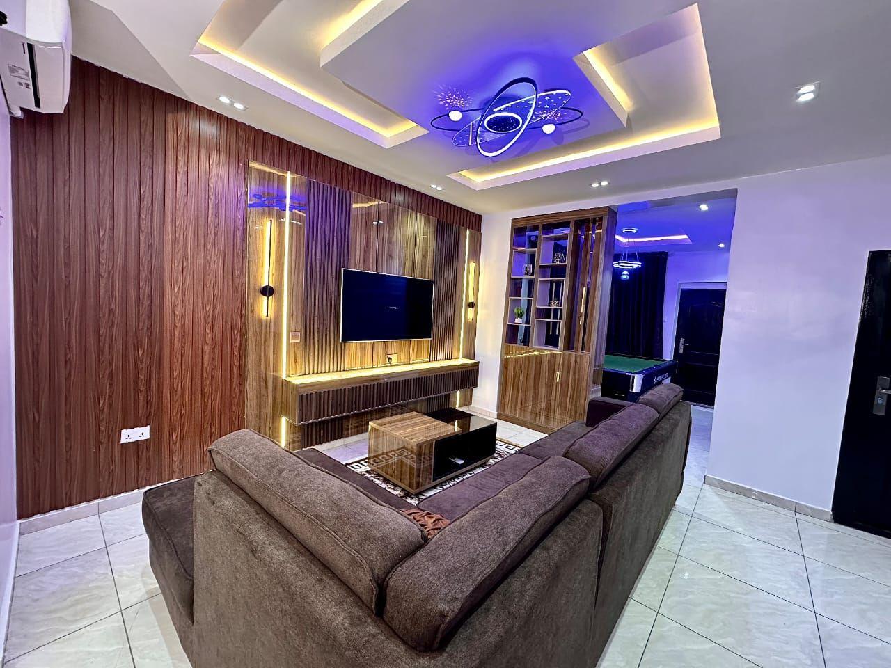 https://image.cityspacesandbookings.com/apartments/6a4d47daaef0780749fb10f2/bedroom/1783449751-84efc363.jpg