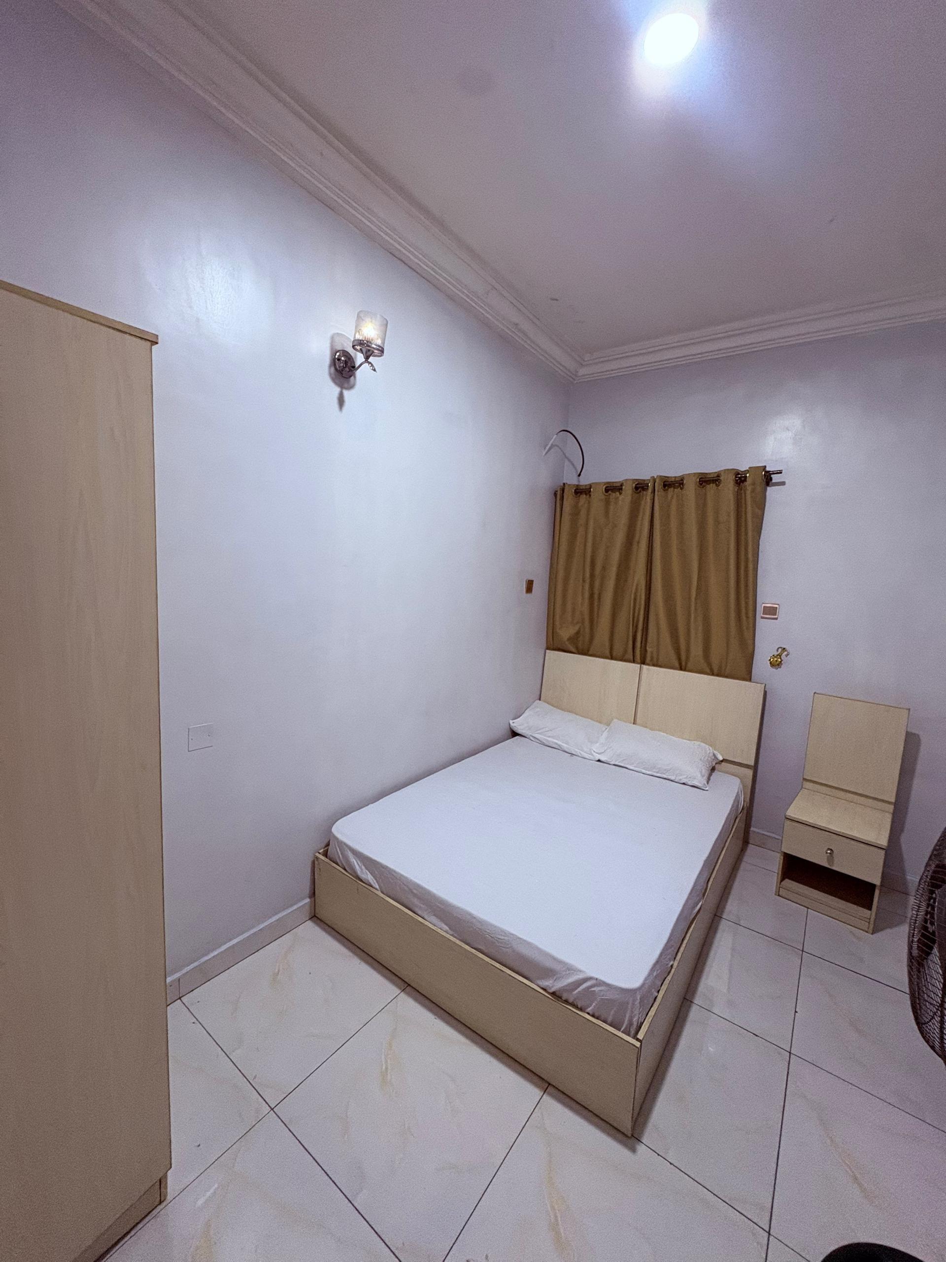 https://image.cityspacesandbookings.com/apartments/6a633d9dfc127f8005c8a009/bedroom/1784889232-4c042413.jpg