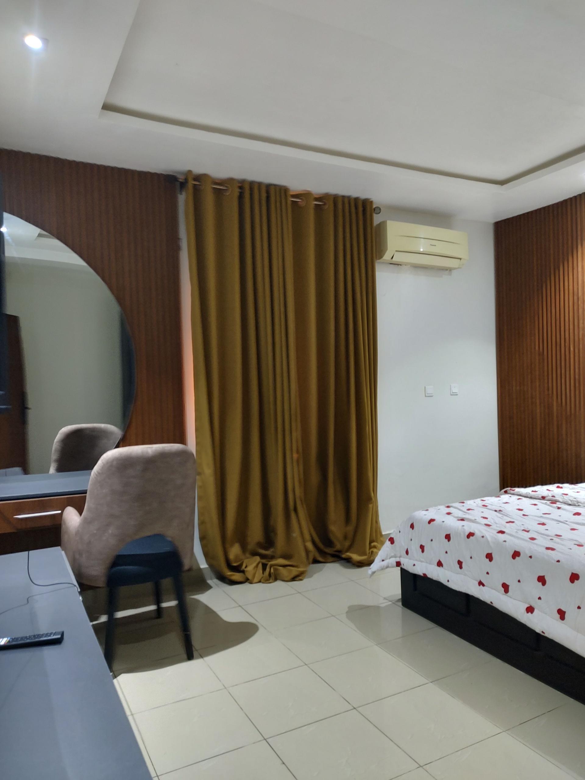 https://image.cityspacesandbookings.com/apartments/6a71e9fd22755a860b85350b/bedroom/1785850504-ab0ff8b0.jpg
