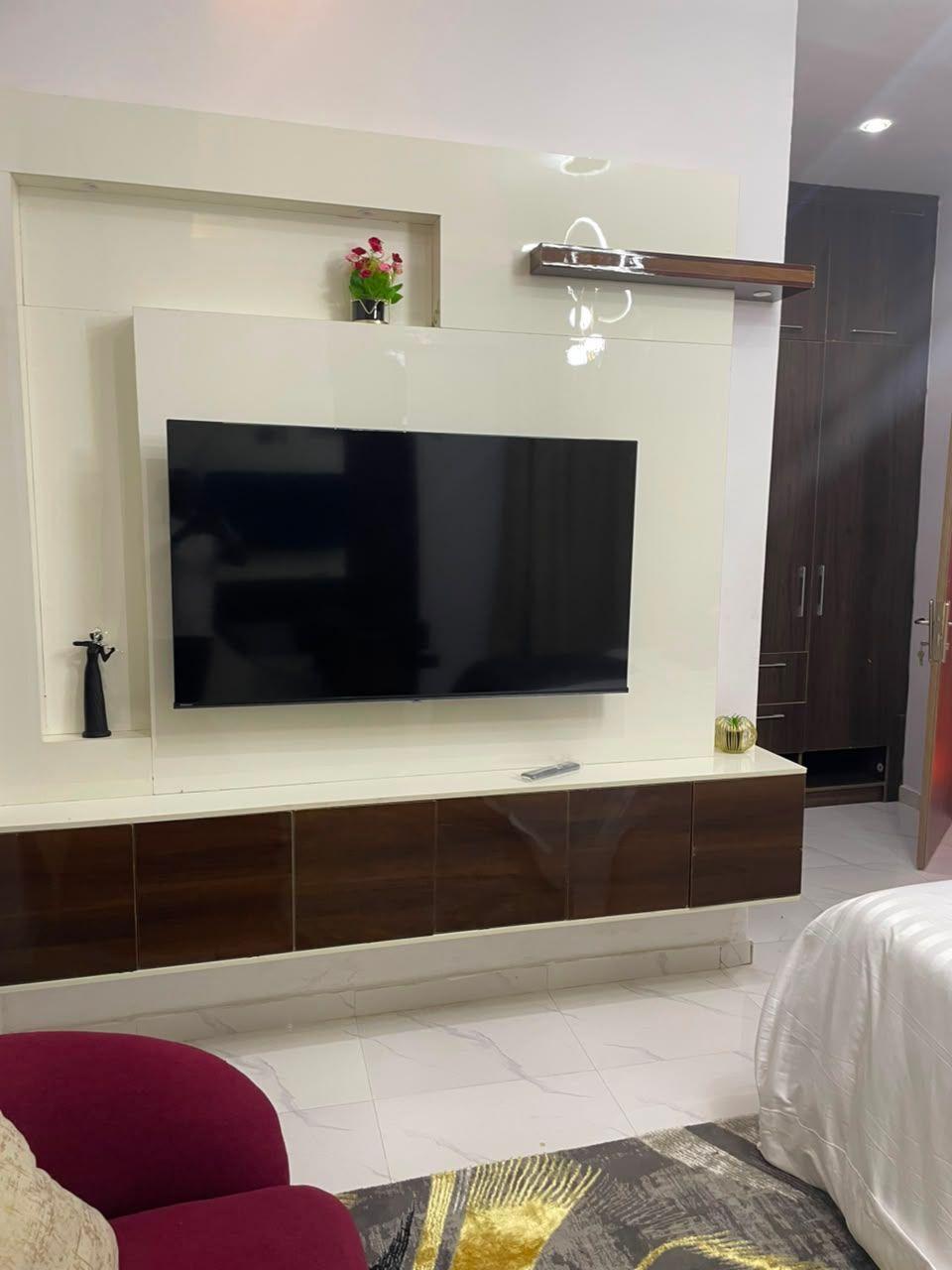 https://image.cityspacesandbookings.com/apartments/6a74453422755a860b85350d/bedroom/1786005145-c02e750b.jpg