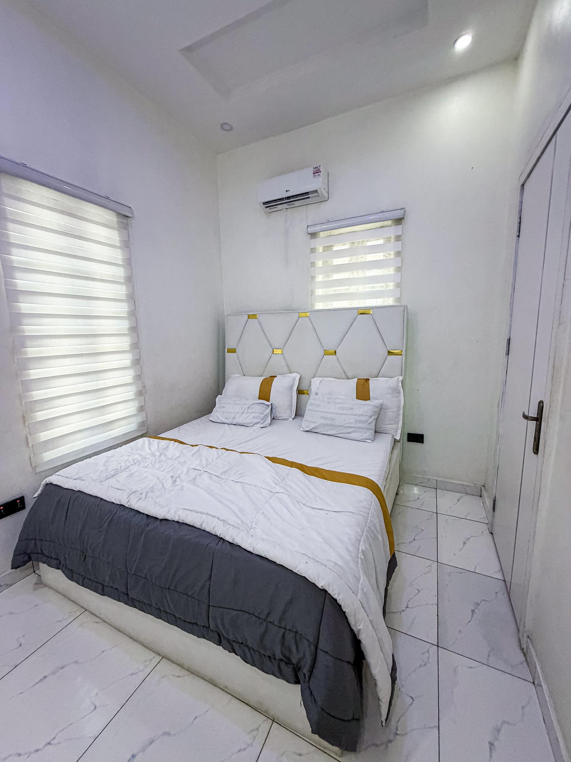https://image.cityspacesandbookings.com/apartments/6ab2d90a49221dfc1b11967a/bedroom/1790105987-60d1f5ba.jpeg